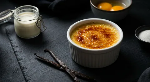 Crème brûlée med vanilj