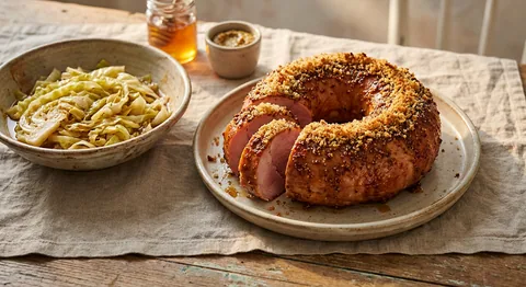 Ugnsbakad fläskringa med senap och honung