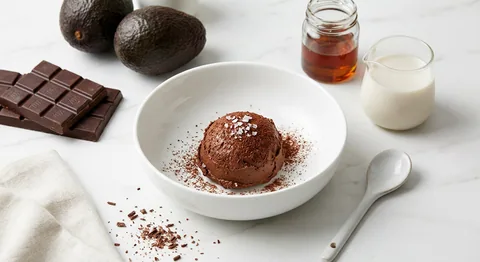 Mörk chokladmousse med avokado
