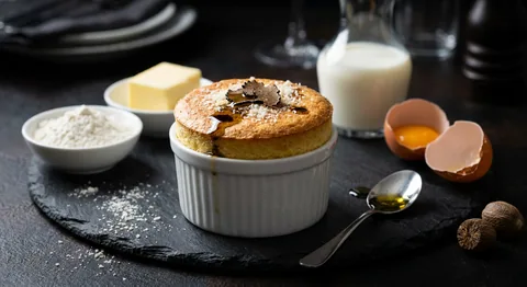 Parmesansoufflé med tryffelolja